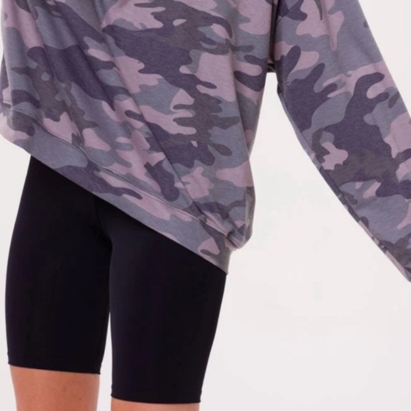 Onzie High Rise Bike Short - Picture 4 of 5